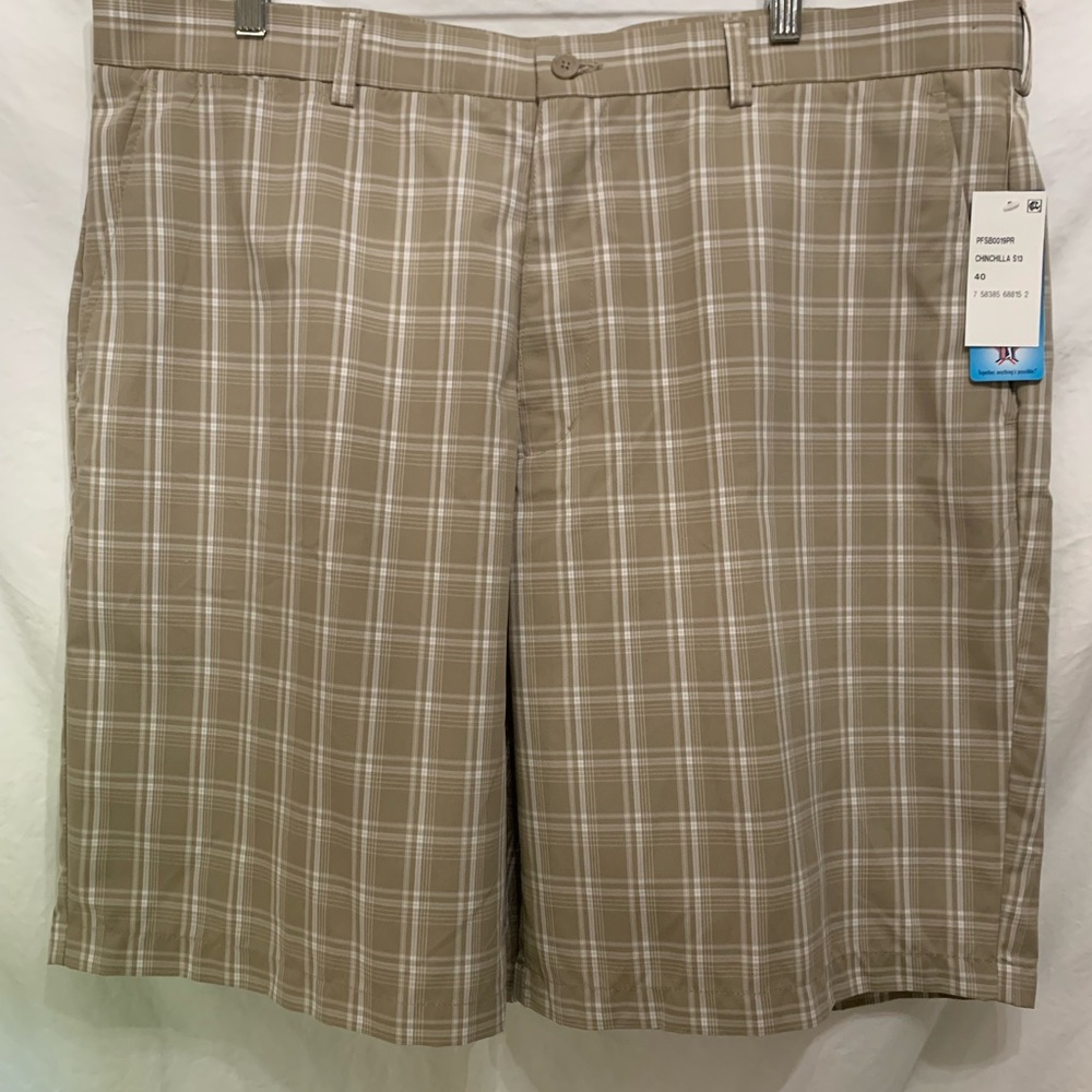 PGA Tour Golf Shorts Mens 40 Tan Plaid 9.5" Inseam Pockets Flat Front